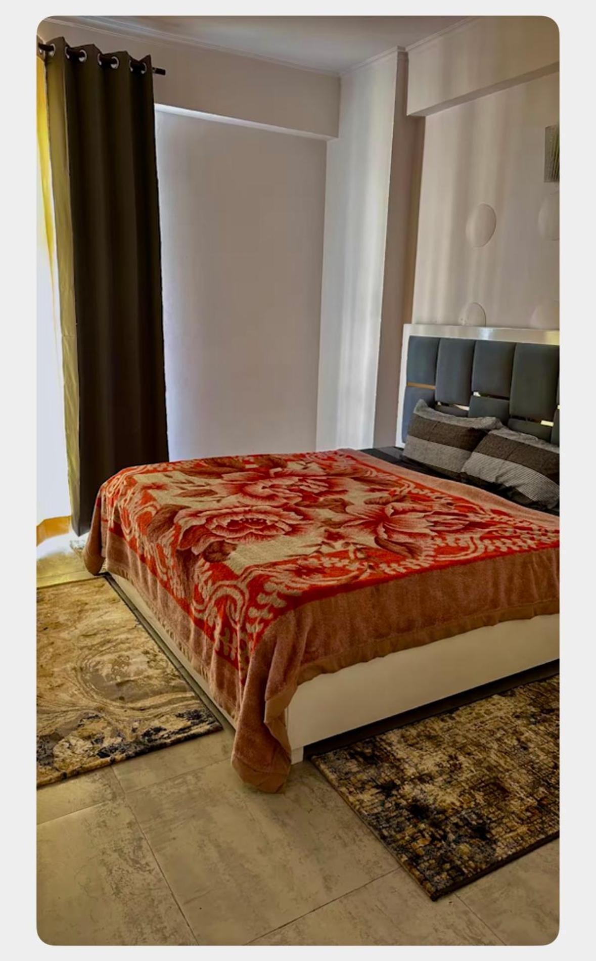 Proview 3 Bhk colorful and cosy apartment Greater Noida Exterior photo